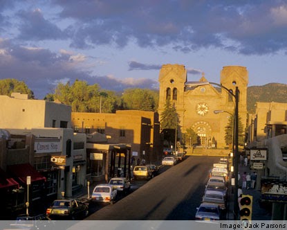 http://www.destination360.com/north-america/us/new-mexico/images/s/santa-fe.jpg